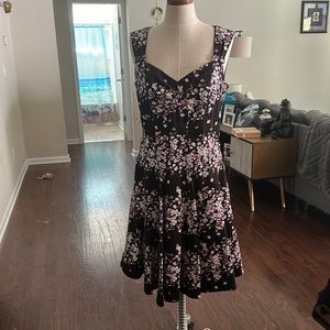 Beautiful Floral print cocktail dress from White House black market